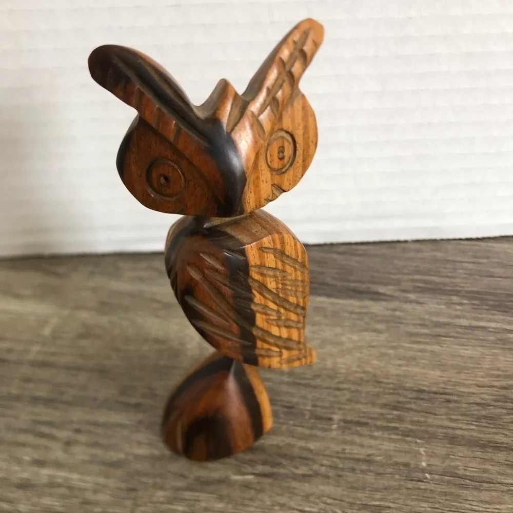Hand Carved Folk Art Wooden Owl - Picture 1 of 10